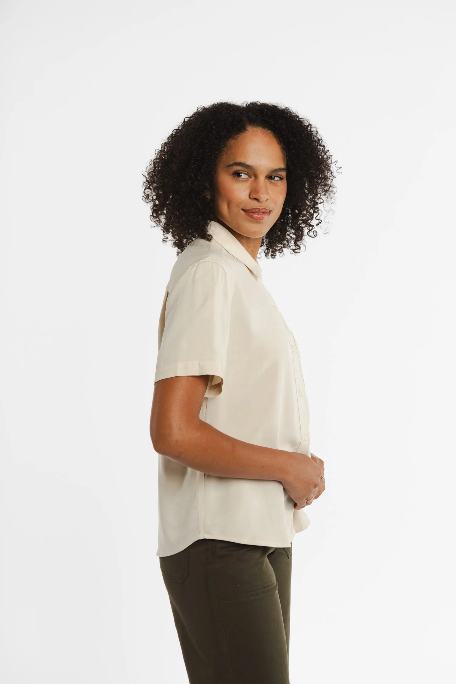 Greer Cropped Shirt / Cream Poplin.