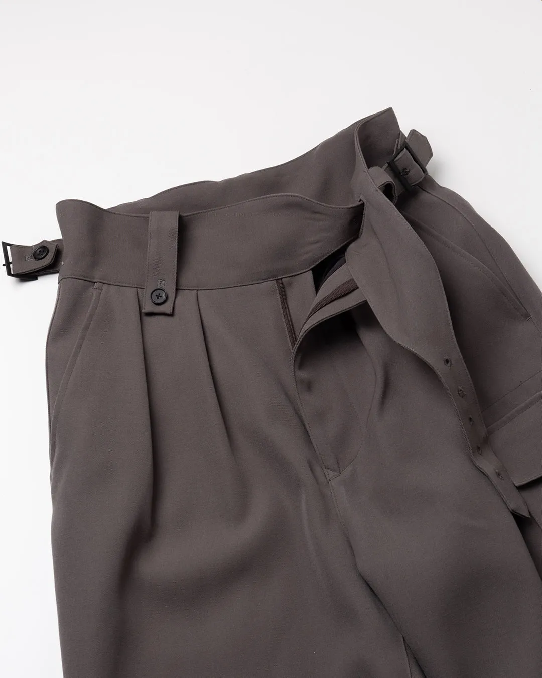 HEAVY WOOL GABARDINE GURKHA CARGO PANTS .11【GUNMETAL】